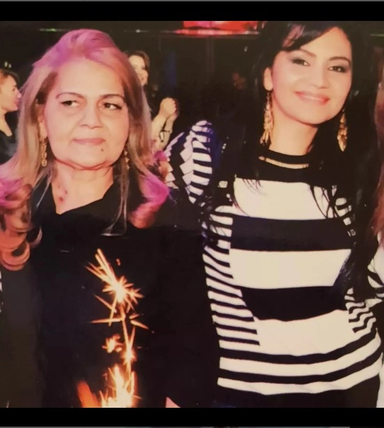 Sevda Yeni ildə mərhum anasını unutmadı - FOTO