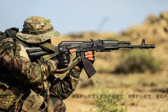 “Komando, XTQ və dəniz piyadalarının sayı artırılıb, yeni xüsusi təyinatlı dəstələr yaradılıb” - RƏY - FOTO