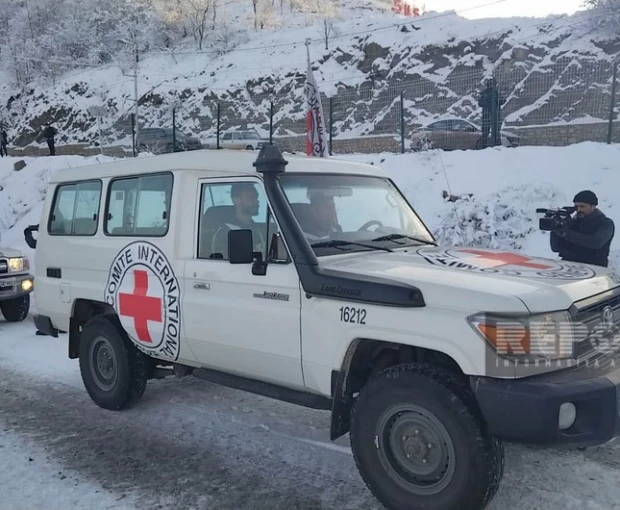 Сегодня по дороге Ханкенди - Лачын проехали 18 автомобилей миротворцев - ОБНОВЛЕНО + ФОТО