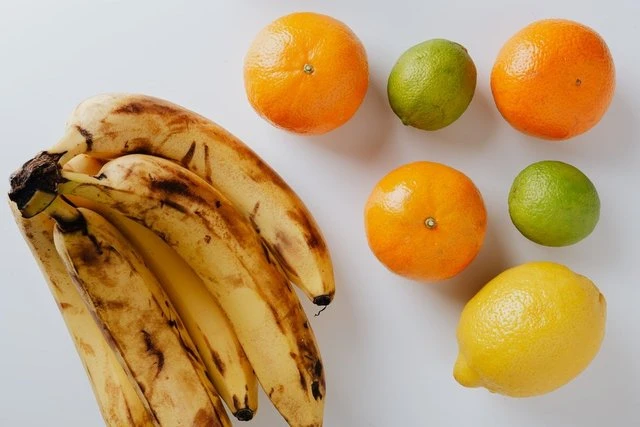 Qaralmış bananı yemək olarmı? - FOTO