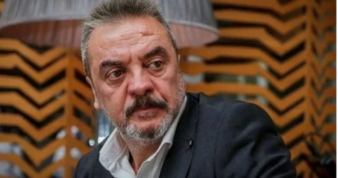 “Kurtlar Vadisi Pusu”nun aktyoru qəza keçirdi: Barmaqlarını avtomobil əzdi - FOTO