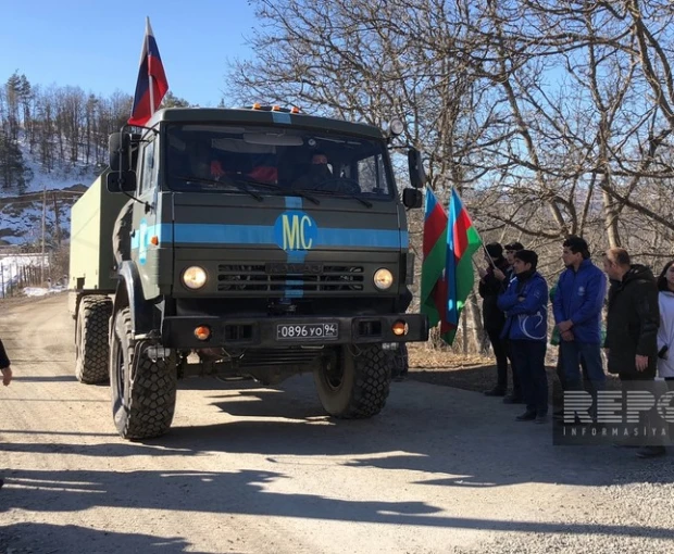 Bu gün Xankəndidən Laçına sülhməramlıların 35 avtomobili maneəsiz keçib - FOTO - YENİLƏNİB