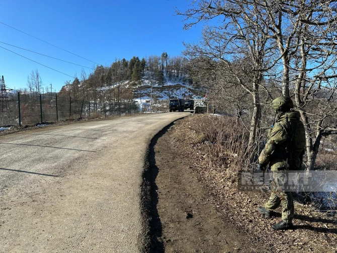 По дороге Ханкенди-Лачын беспрепятственно проехали 54 автомобиля миротворцев - ОБНОВЛЕНО + ФОТО