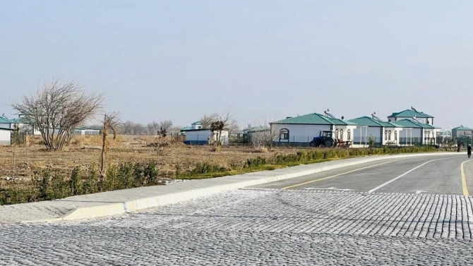 Братья по несчастью. Путь Азербайджана, по которому идет Украина - ФОТО