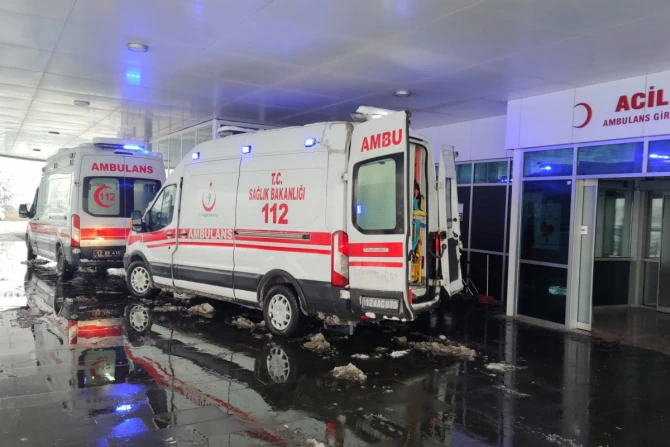 Türkiyədə AVTOBUS AŞDI - 12 NƏFƏR XƏSARƏT ALDI - FOTO