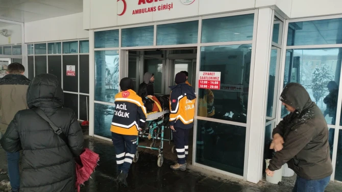 Türkiyədə AVTOBUS AŞDI - 12 NƏFƏR XƏSARƏT ALDI - FOTO