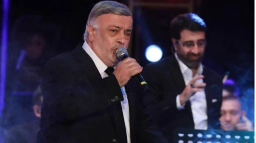 Türk müğənni zəlzələdə 25 qohumunu itirdi - FOTO