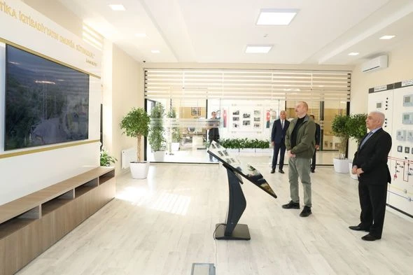 İlham Əliyev Laçın rayonunda “Qorçu” yarımstansiyasının açılışında iştirak edib - FOTO