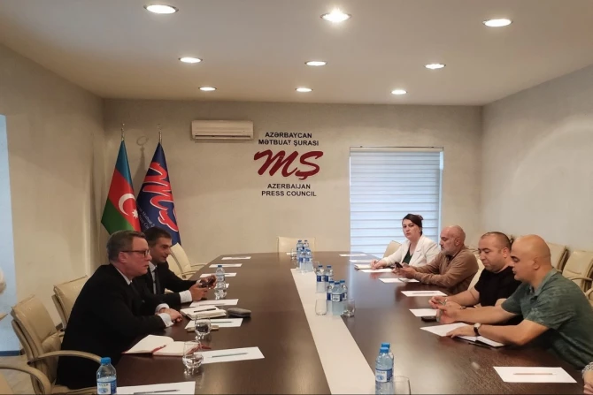 “TikTok” azərbaycanlılara təlim keçmək niyyətindədir - FOTO