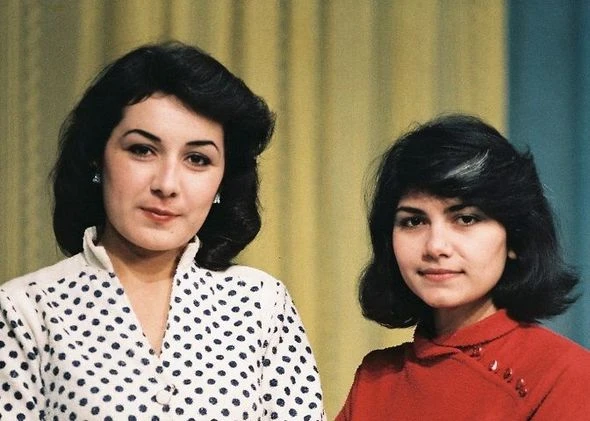 Generala ərə getdi, 25 il sonra ilk sevgilisindən evlilik təklifi aldı - FOTO