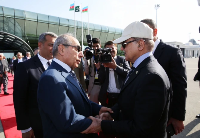 Pakistanın baş nazirinin Azərbaycana rəsmi səfəri başa çatıb - FOTO