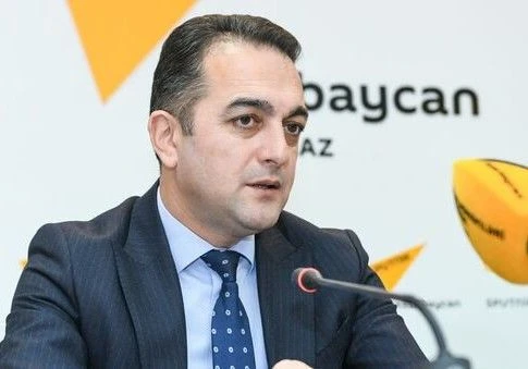 Zəbt edilən lift meydançaları sakinlərin həyatını riskə atır - FOTO