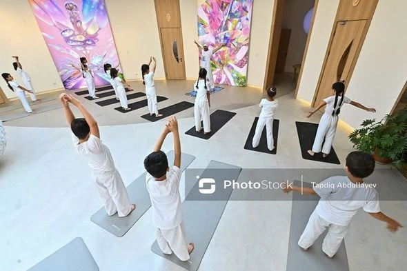 “Nine Senses”də Beynəlxalq Yoqa Günü və yay gündönümü qeyd olundu - FOTO