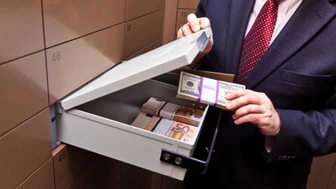 Azərbaycanda əmanətlərin sığortalanması üçün 100 min manatlıq limit ədalətlidirmi? - FOTO