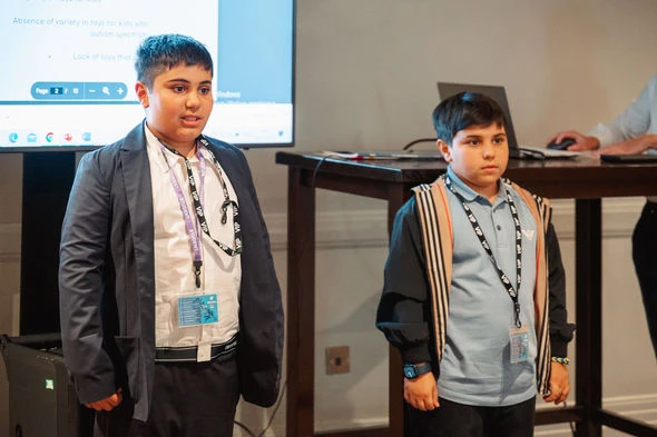 “Miniboss Baku” yeniyetmələrin startapları üzrə dünya çempionatının qalibi oldu - FOTO/VİDEO