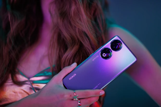Qiymətinə uyğun flaqman: “HONOR 90” smartfonu necə ərsəyə gəlib? - FOTO