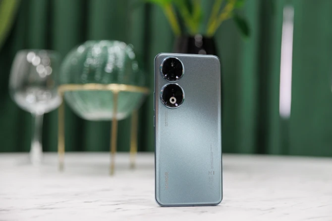 Qiymətinə uyğun flaqman: “HONOR 90” smartfonu necə ərsəyə gəlib? - FOTO