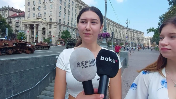 Kiyevdə müharibədə məhv edilən Rusiya hərbi texnikalarının paradı keçirilir - FOTOREPORTAJ