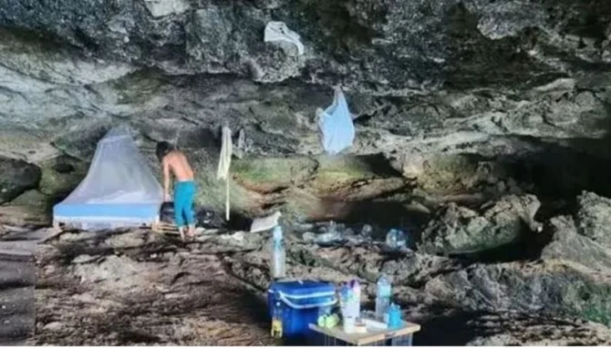 12 il yaşadığı mağaradan qovuldu - FOTO