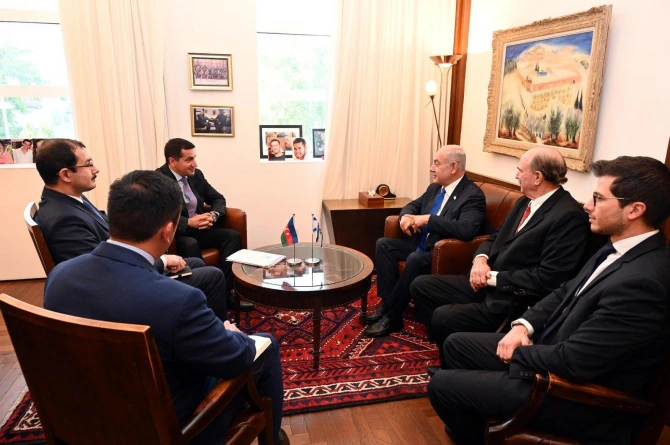 Binyamin Netanyahu və Hikmət Hacıyev arasında görüş baş tutub - FOTO