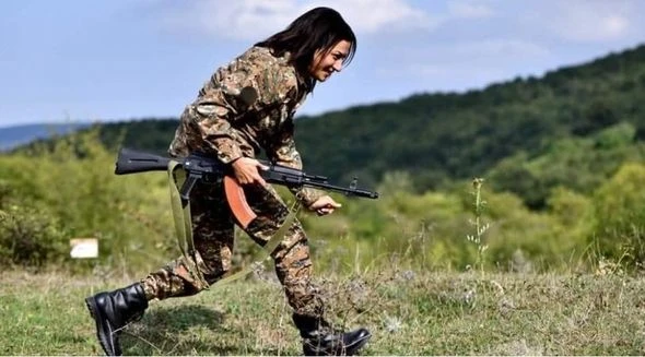 Ukrayna niyə Akopyana meydan verdi? - ŞƏRH + FOTO
