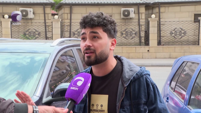 Bakıda yeni alınan son model avtomobilin üzərinə mişar daşı atıblar - FOTO/VİDEO