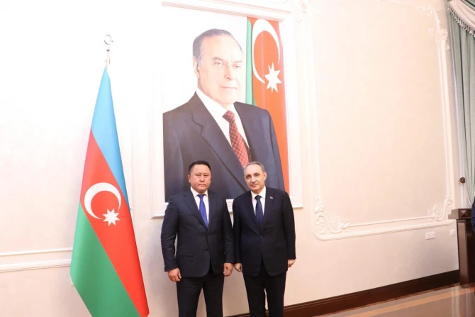 Qırğızıstanın Baş prokuroru Azərbaycana gəlib - FOTO