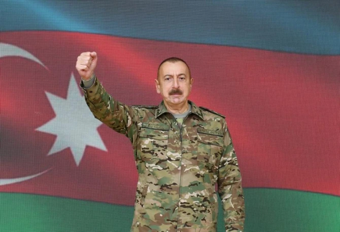 20 ilin sosial-iqtisadi inqilabı - dəyişən rəqəmlər inkişafın bariz sübutudur - FOTO