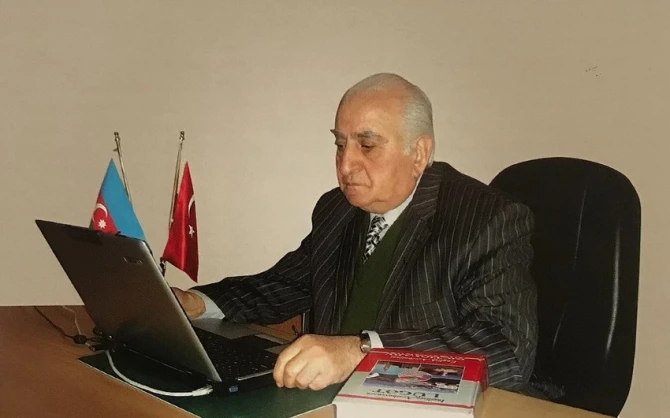 Azərbaycanlı alim vəfat edib - FOTO
