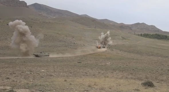 Azərbaycan Ordusu Naxçıvanda xüsusi təyinatlılar və PUA-ların iştirakı ilə təlim keçib - FOTO
