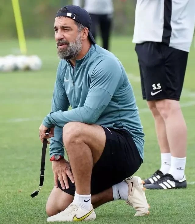 Saç-saqqalı ağaran Arda Turan 2 hərəkətlə necə 20 yaş cavanlaşmağın sirrini verib - FOTO