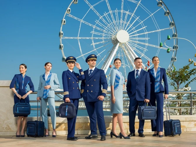 Совершенствуя клиентский опыт: Новый образ сотрудников AZAL - ФОТО