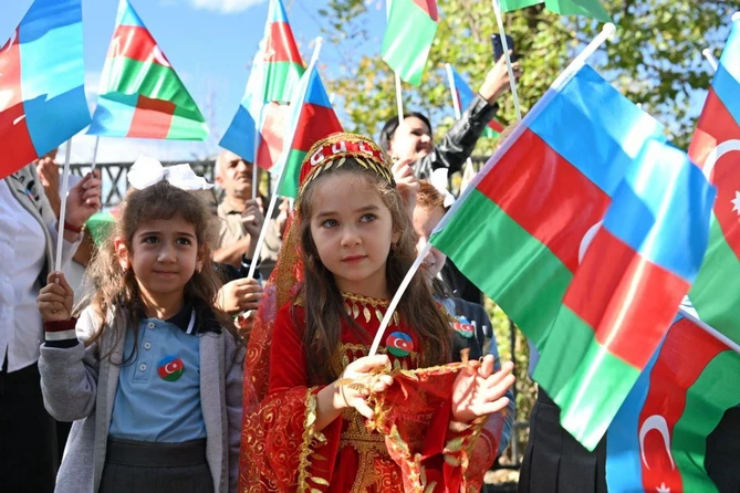 Laçında “Bayraq yürüşü” keçirilib - FOTO | Baku.ws Xəbər saytı - Son ...
