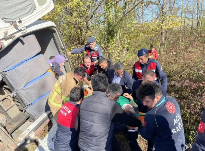Türkiyədə avtobus aşdı - 11 YARALI VAR - FOTO