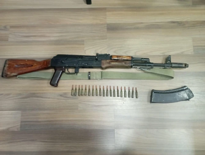 Şirvanda avtomat tapılıb, 11 tüfəng isə polisə təhvil verilib - FOTO