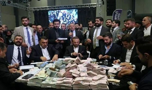 Bu toyda bəyə 10 milyon, gəlinə isə kilolarla qızıl taxdılar - FOTO/VİDEO