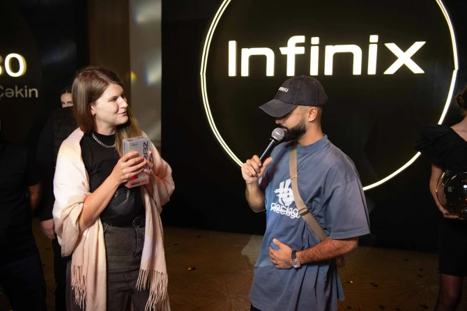 Infinix Azərbaycanda vloqlar üçün smartfon təqdim etdi - FOTO