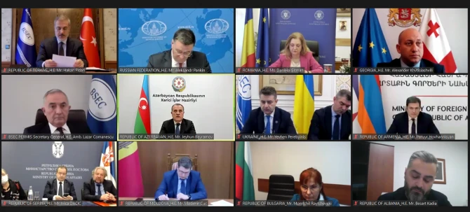 Джейхун Байрамов принял участие в заседании Совета министров иностранных дел ОЧЭС