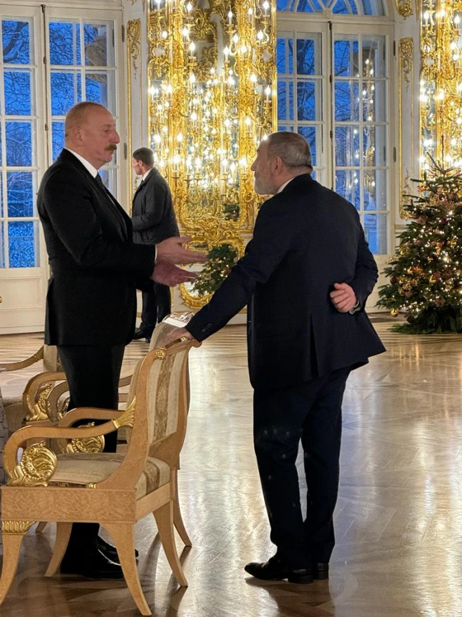Пресс-секретарь Пашиняна: Лидеры Азербайджана и Армении обсудили вопросы мирной повестки - ФОТО