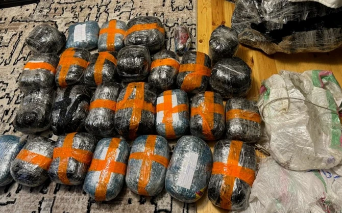 Ölkəyə 29 kiloqram narkotik maddə gətirən 