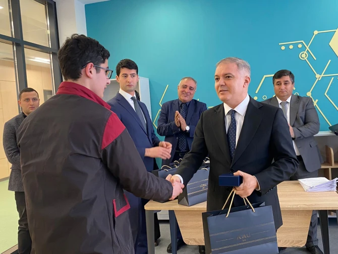 Füzuliyə köç edən ailələrə mənzillərinin açarları təqdim edildi - YENİLƏNİB + FOTO