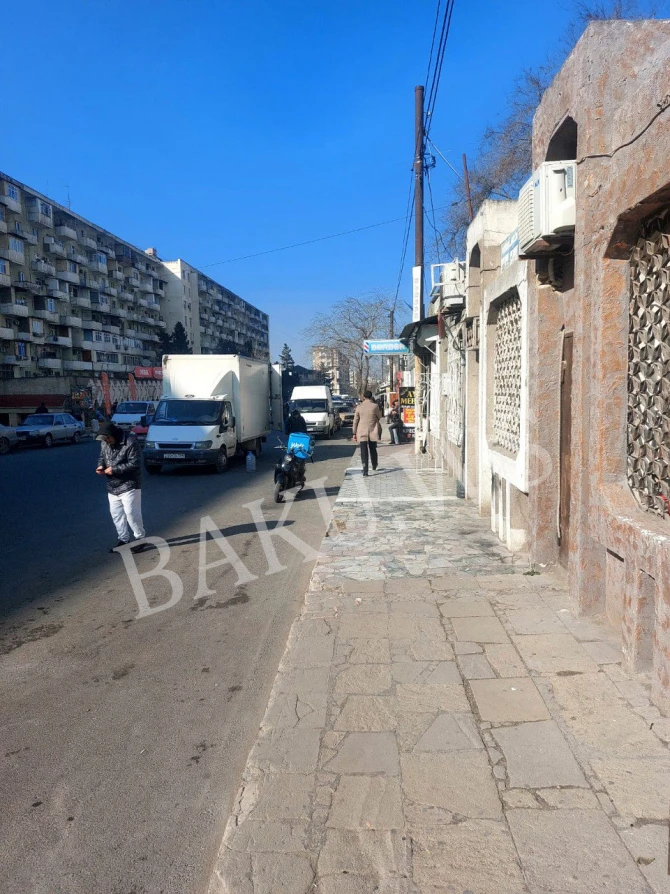 Mağaza sahibləri tərəfindən zəbt olunmuş səki təmizlənib - YENİLƏNİB - FOTO/VİDEO
