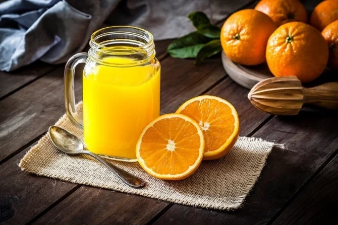 DİQQƏT! Qəbul etdiyimiz şirələr bu xəstəliklərə səbəb olur - ARAŞDIRMA - FOTO