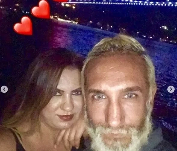 Həyat yoldaşı ilə evdən paylaşdığı foto müzakirələrə səbəb oldu