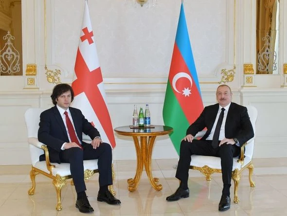 Prezident İlham Əliyevin Gürcüstanın Baş naziri İrakli Kobaxidze ilə təkbətək görüşü olub - YENİLƏNİB + FOTO