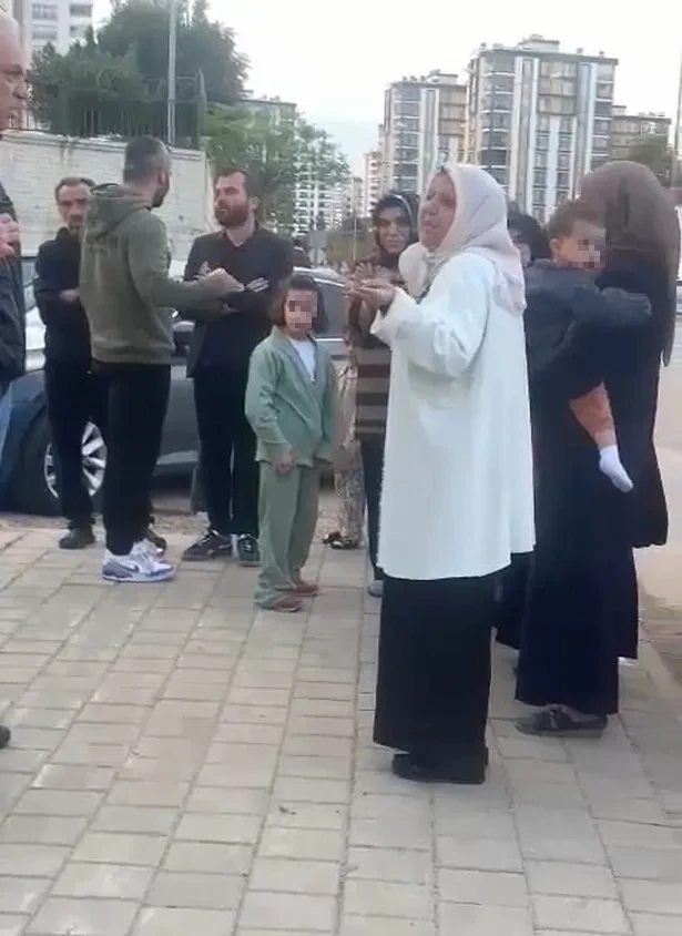 “Ramazanda ədəbsizlik etməyin” deyib idman zalını zibillədilər - FOTO