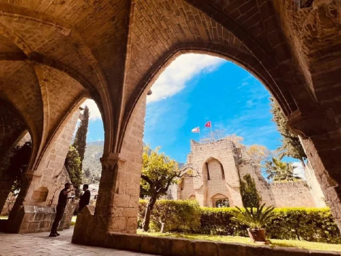 Dörd fəsil dəniz mövsümü olan şimal adası - FOTOREPORTAJ