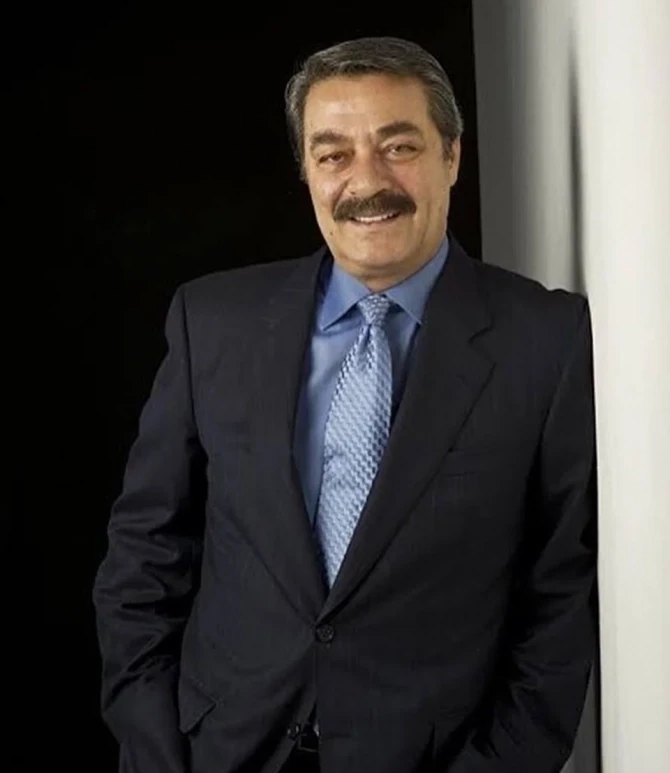 Sevgilisi 74 yaşlı Kadir İnanırın SON VƏZİYYƏTİNİ AÇIQLADI - FOTO