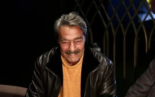 Həkimi Kadir İnanırdan danışdı: 