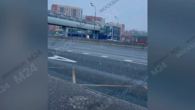 Moskvaya qar yağmağa başlayıb - FOTO